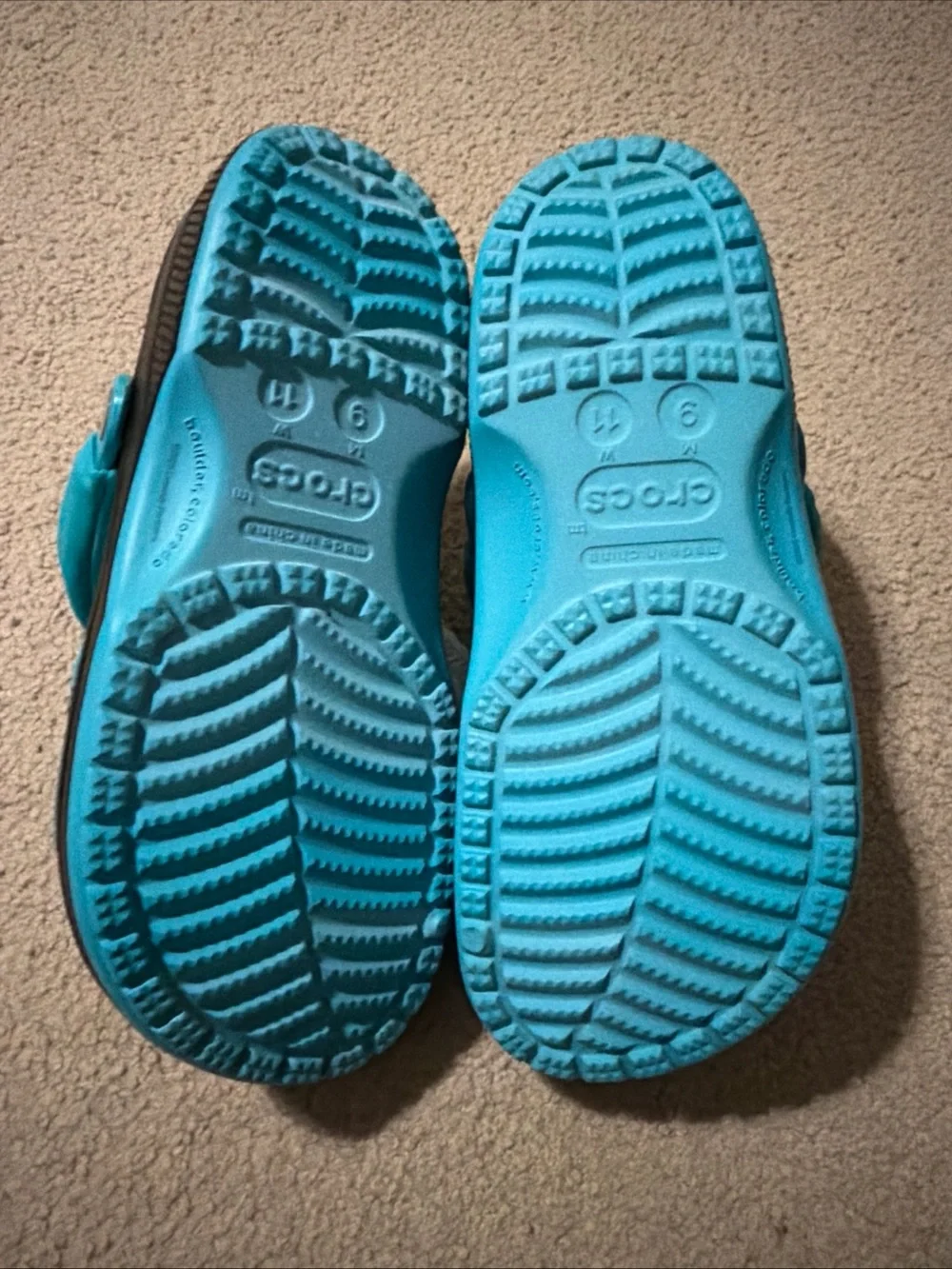 CROCS product pair